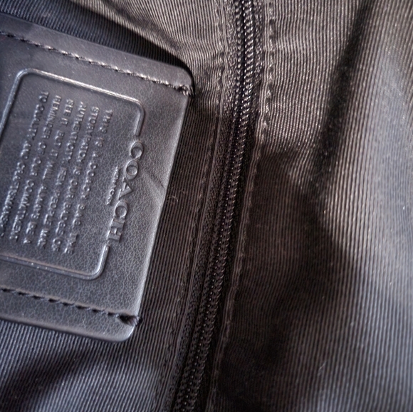 Coach purse - Picture 3 of 7